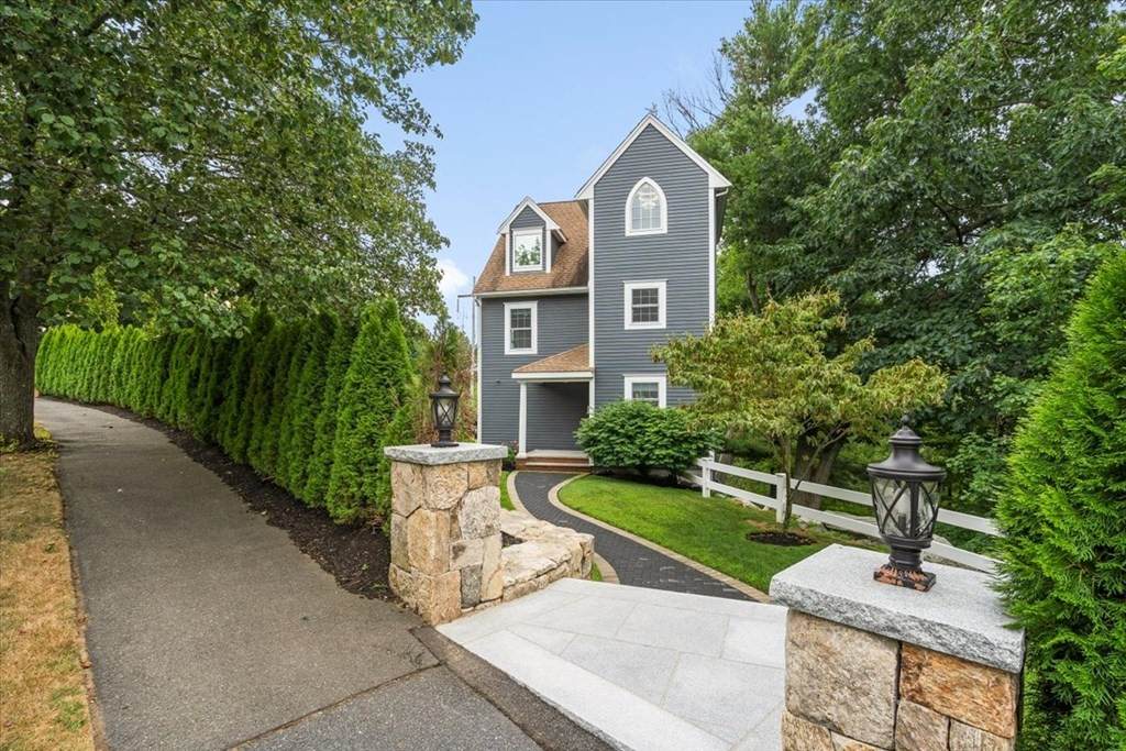 2 Tanglewood Dr - Photo 1