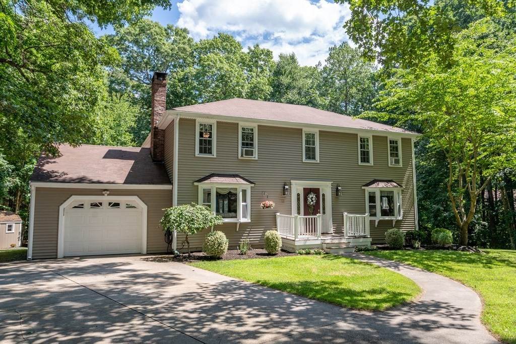 10 Oak Hill Rd - Photo 1