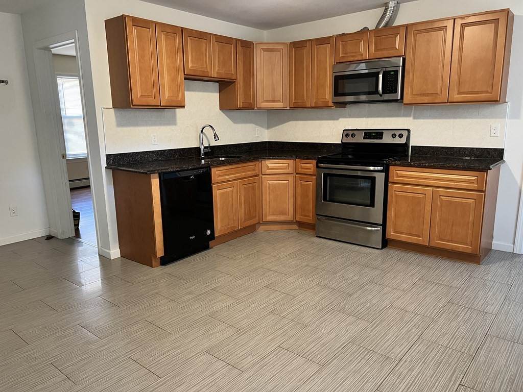 45 St Pleasant - Photo 1