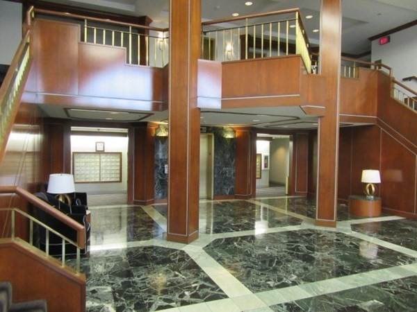 2001 Marina Dr - Photo 1