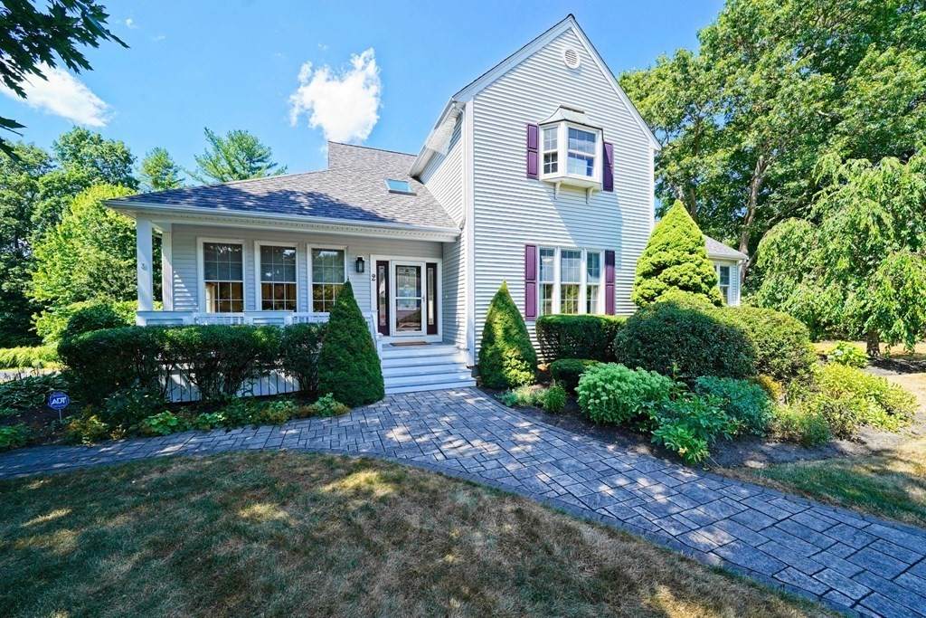 2 Monticello Circle - Photo 1