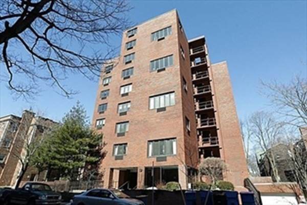 19 Chauncy St - Photo 1