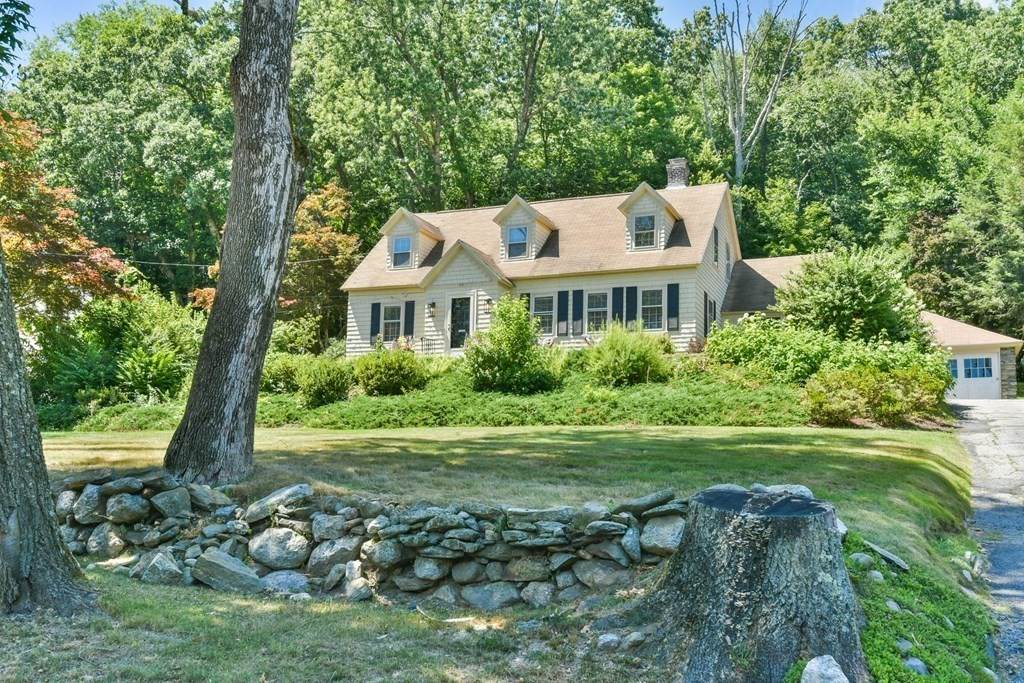 52 Flagg St - Photo 1