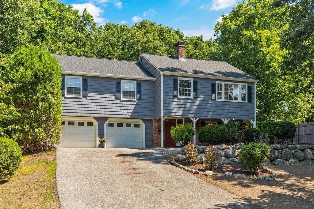 135 Ridge St. - Photo 1