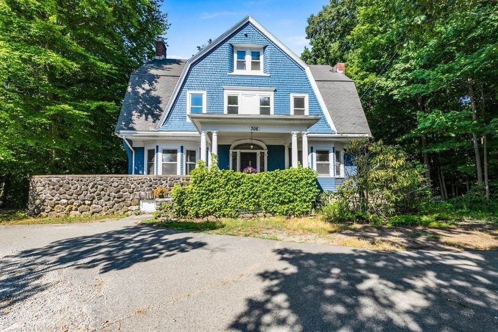 306 Lexington Street - Photo 1
