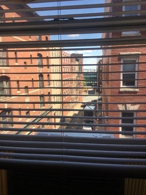 36 Charter - Photo 1