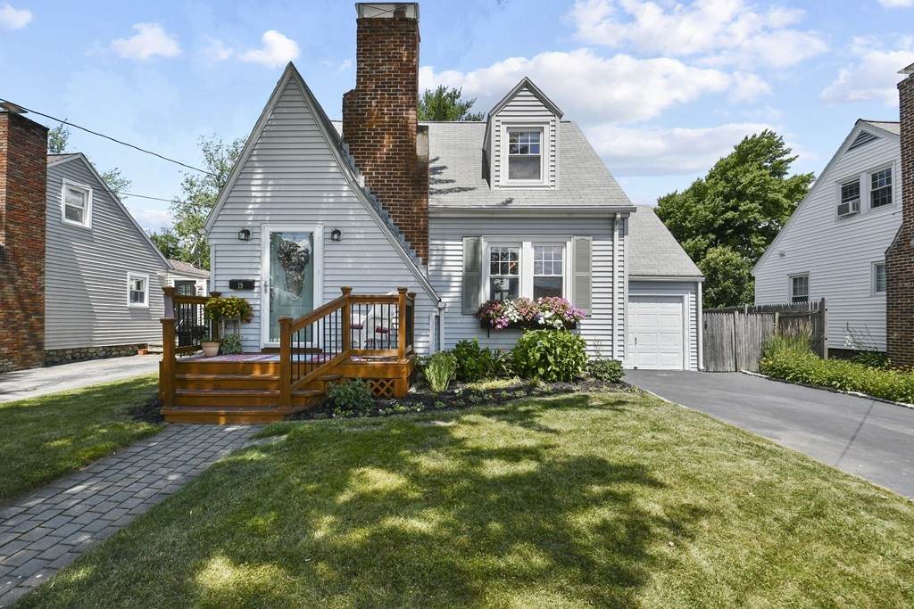 19 Hartford Road - Photo 1