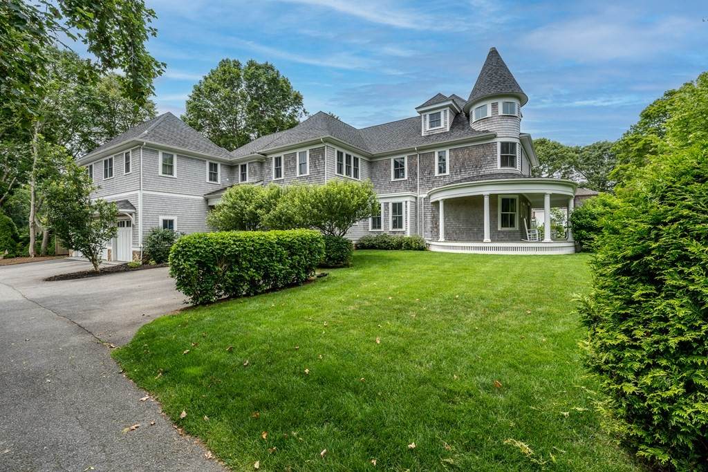 135 Wianno Ave - Photo 1