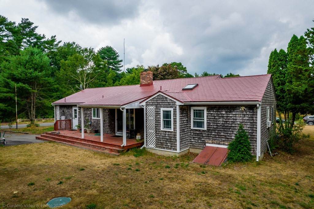 8 Gray Oaks Dr - Photo 1