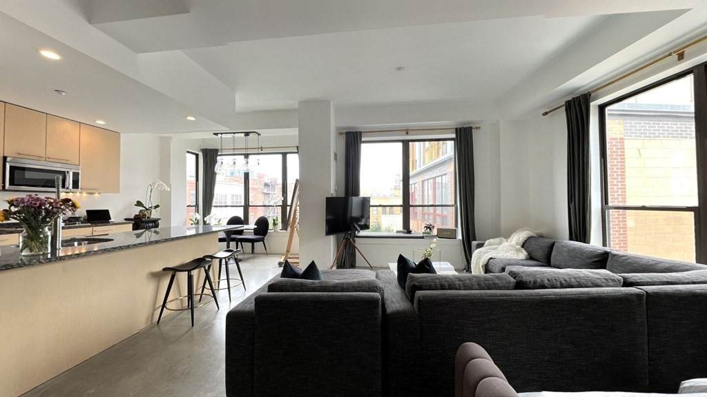 40 Fay St - Photo 1