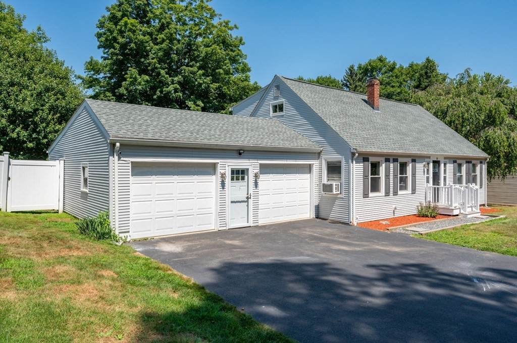 10 Wheeler Rd - Photo 1