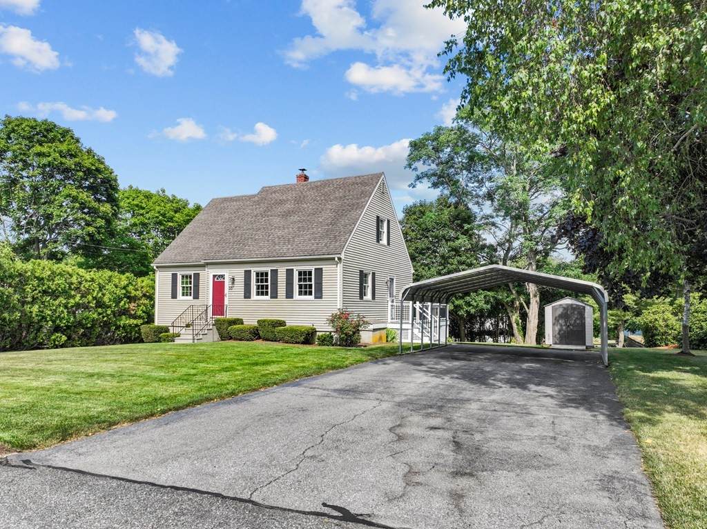 55 Pamela Drive - Photo 1
