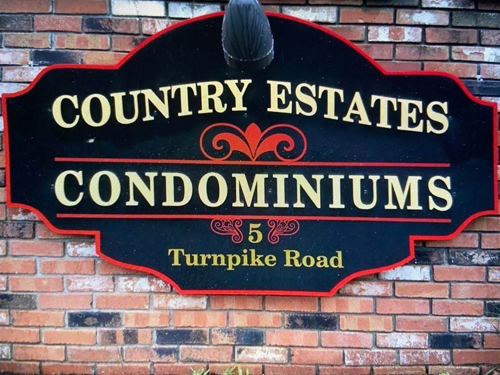 5 Turnpike Rd - Photo 1