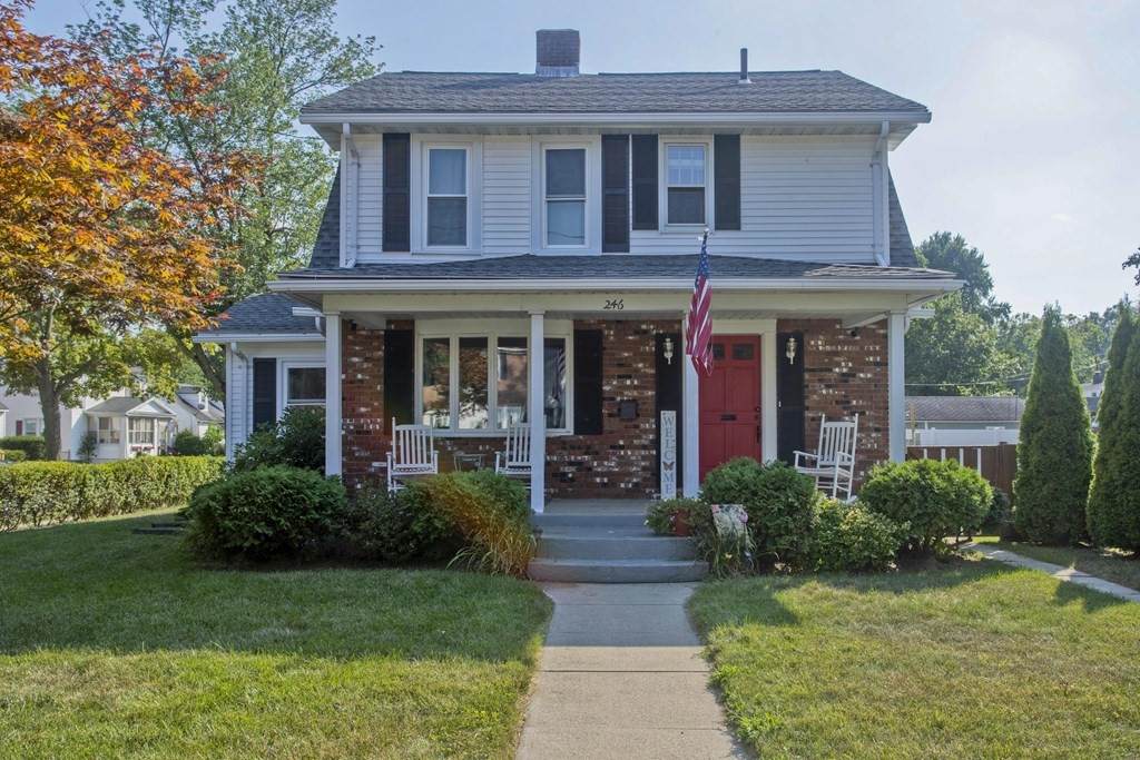 246 Connecticut Ave - Photo 1