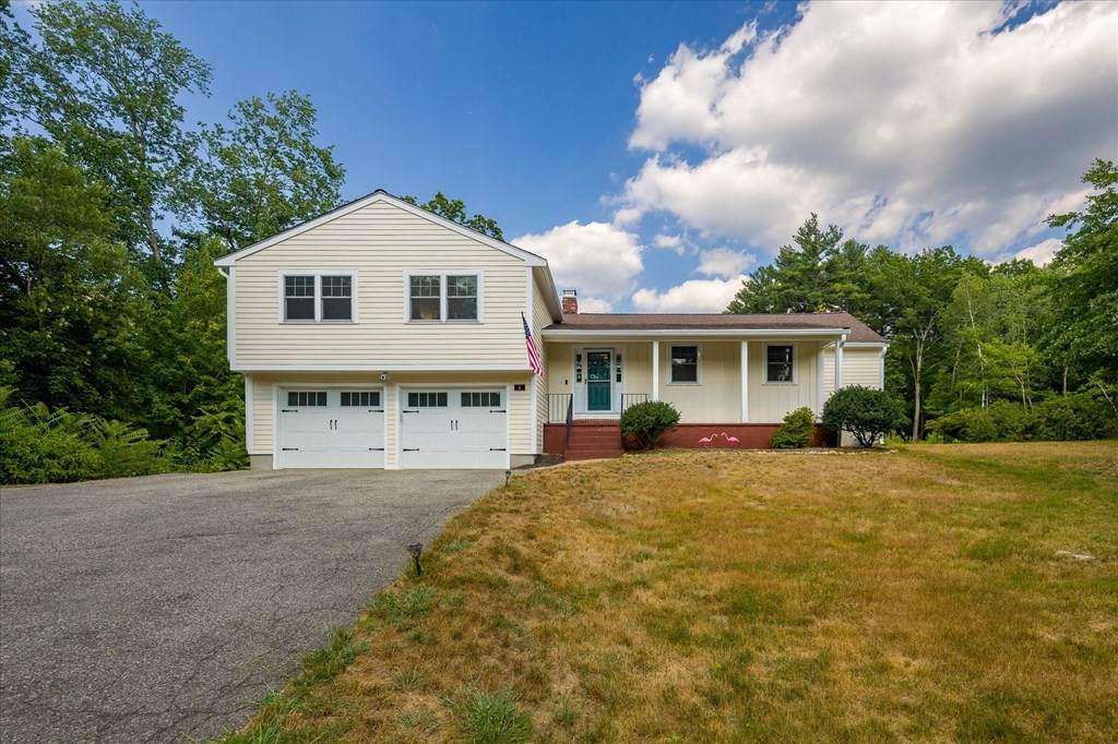 4 Whitehall Ln - Photo 1