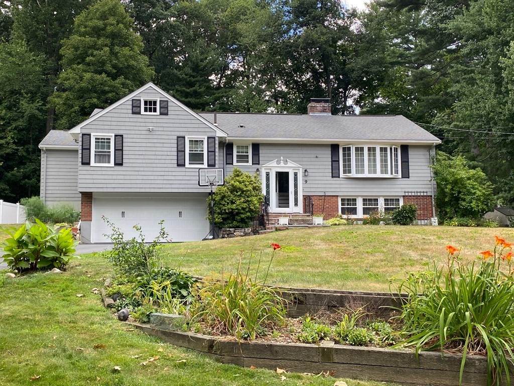 9 Francine Rd - Photo 1