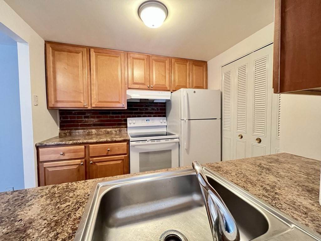 55 Greentree Ln - Photo 1