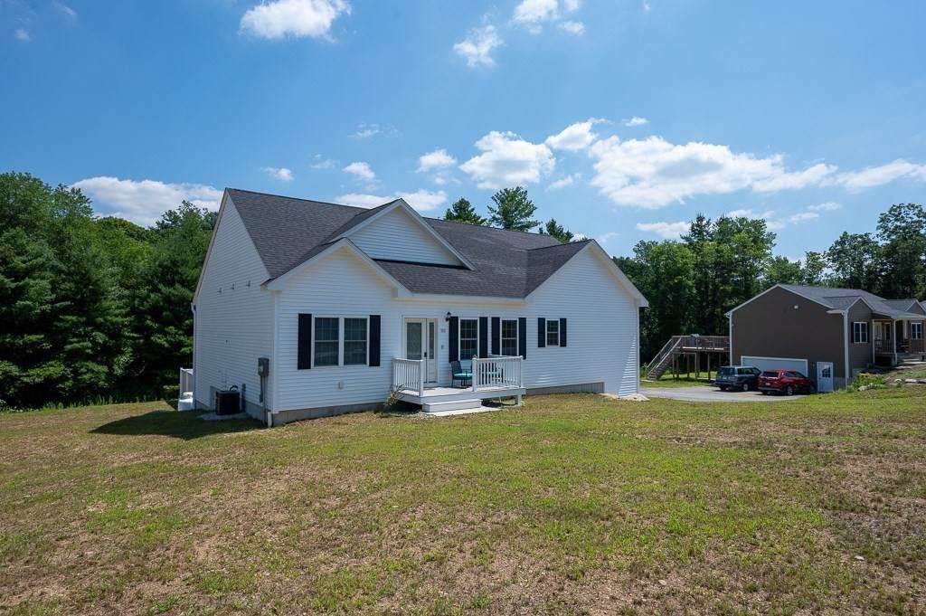 182 Cournoyer Blvd - Photo 1