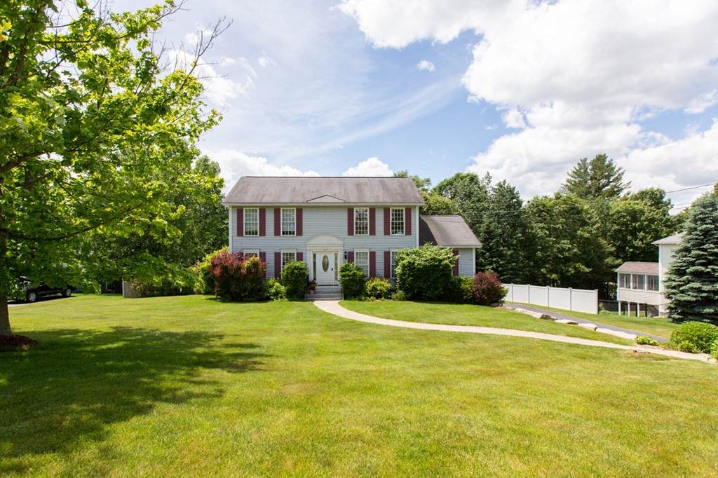 77 Rosegate Farm Drive - Photo 1