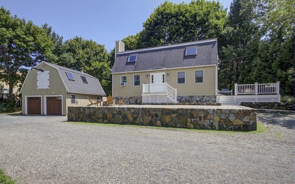 11 Susan Road - Photo 1