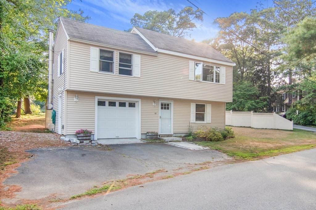 40 Colrain Road - Photo 1