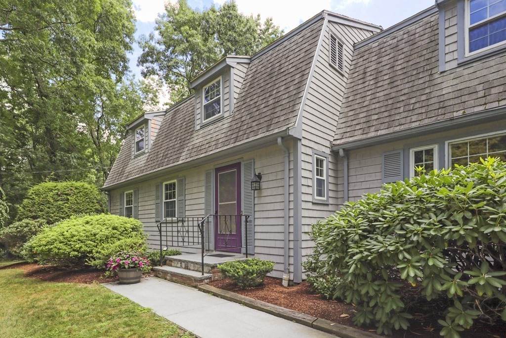36 Baltic Ave - Photo 1