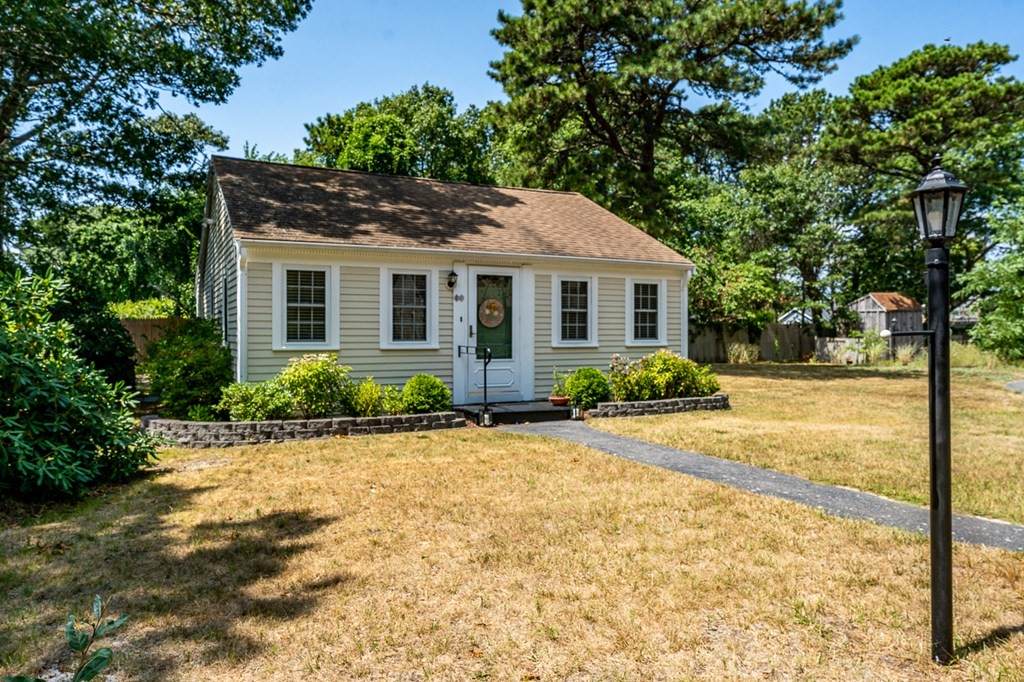 51 Locust St - Photo 1