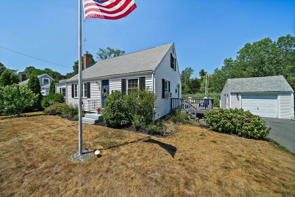 28 Moreland Rd - Photo 1