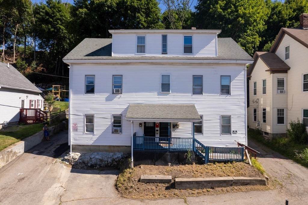 1504 Main St - Photo 1