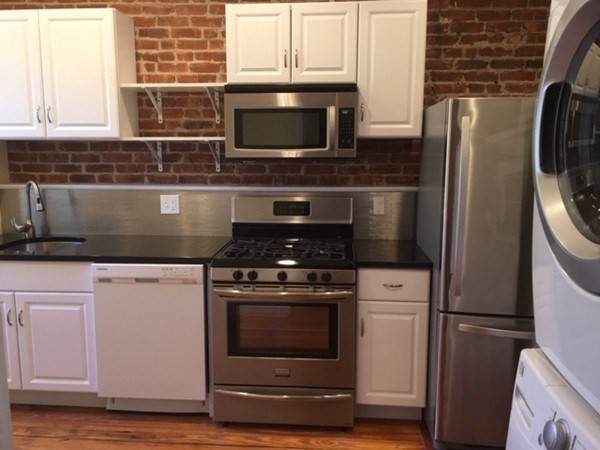 1747 Commonwealth Ave - Photo 1