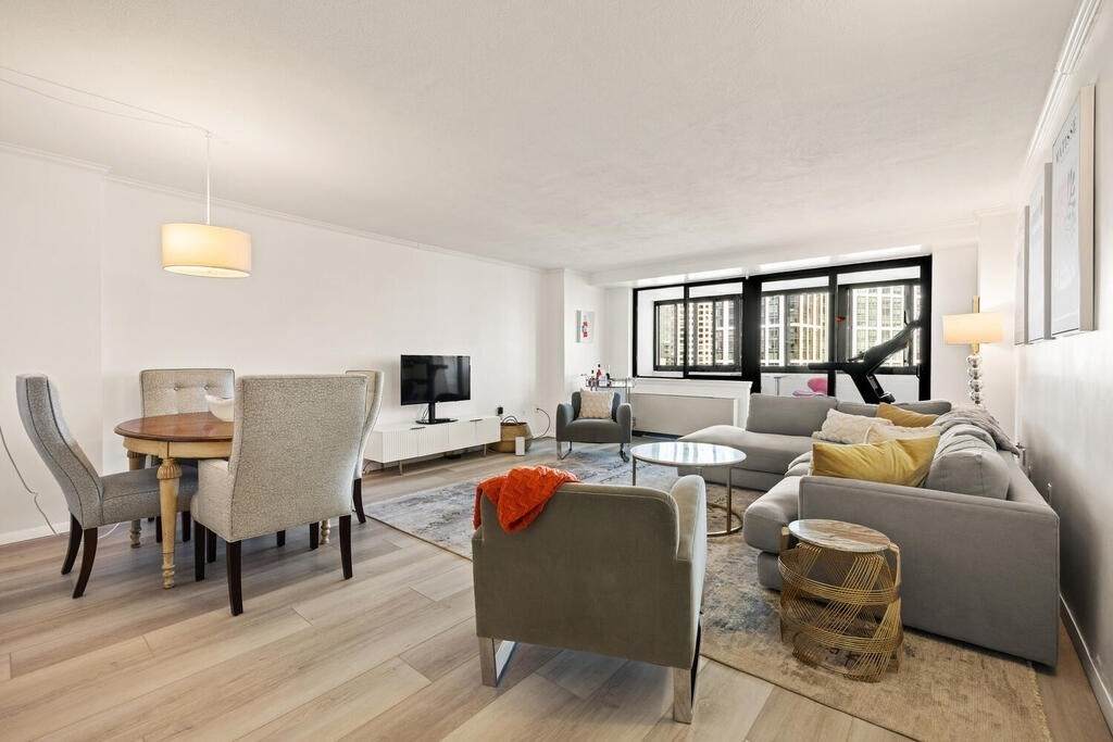 6 Whittier Place - Photo 1