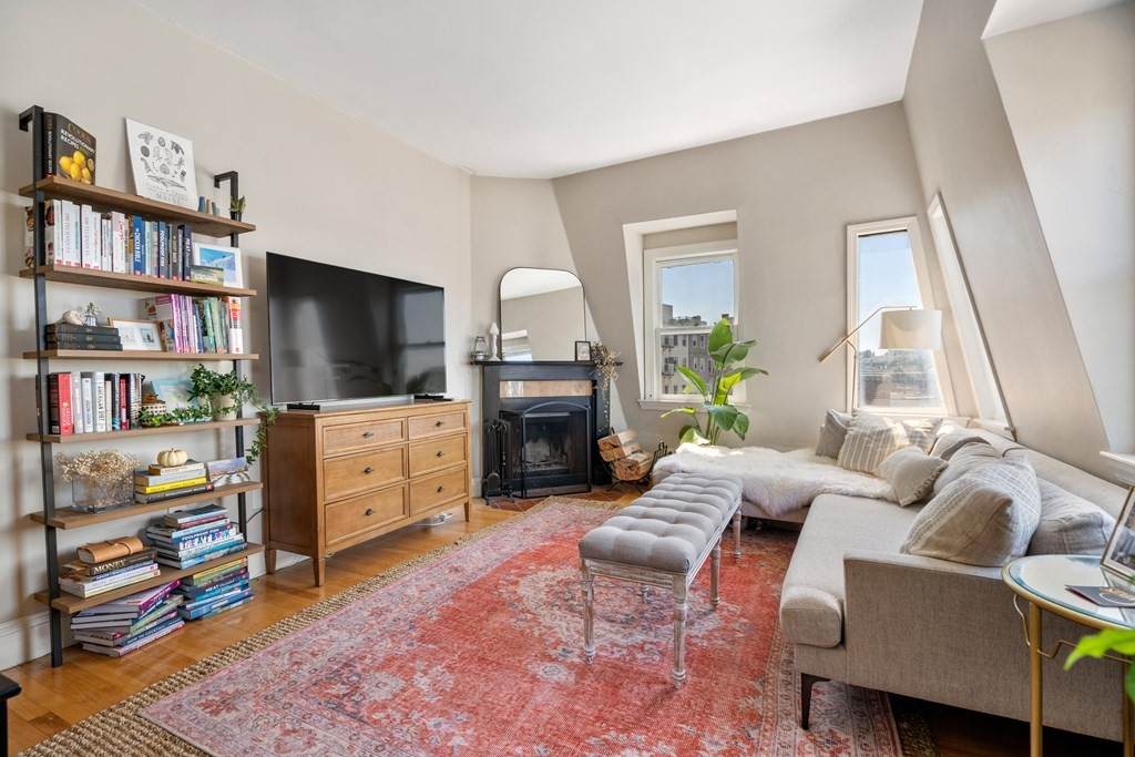 73 Sullivan Street - Photo 1