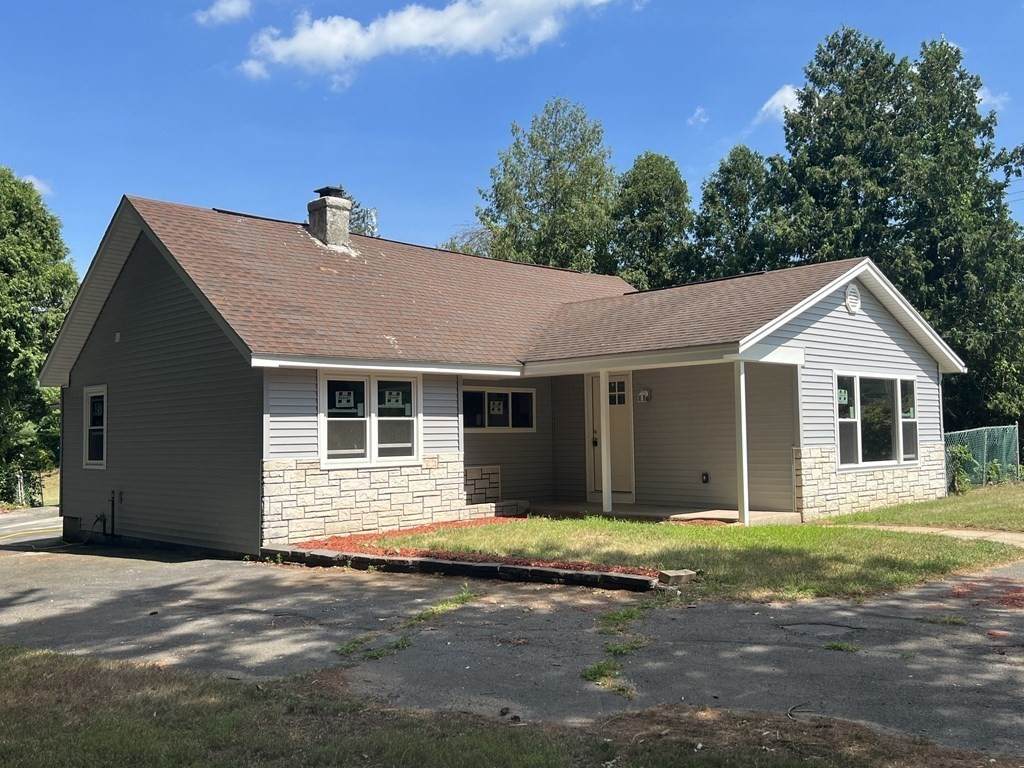 530 Chapin Street - Photo 1