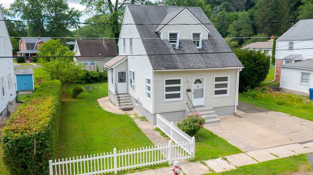 39 Elm Cir - Photo 1