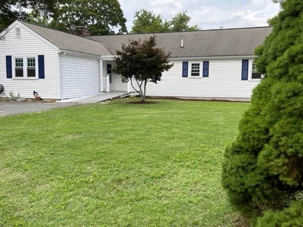 44 Montague Dr - Photo 1