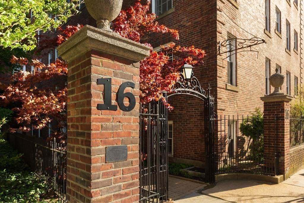 16 Chauncy - Photo 1