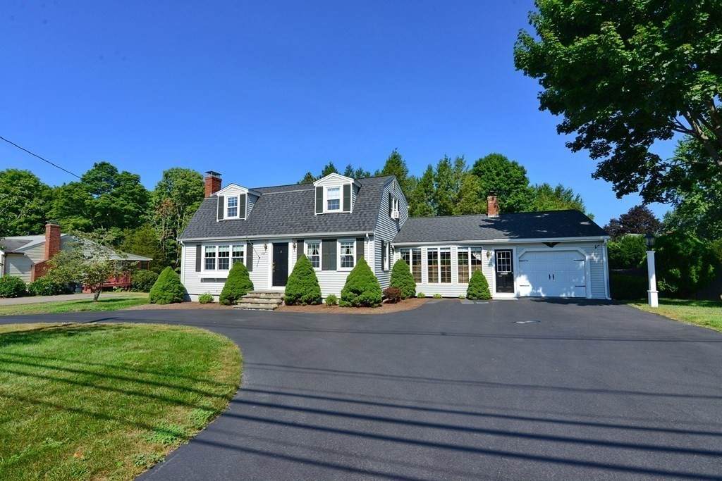 488 Main Street - Photo 1