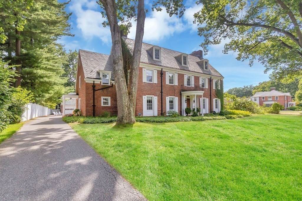 33 Colony Rd - Photo 1
