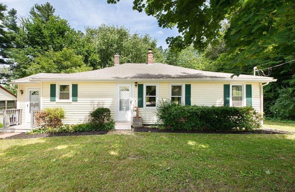 135 Howe St - Photo 1
