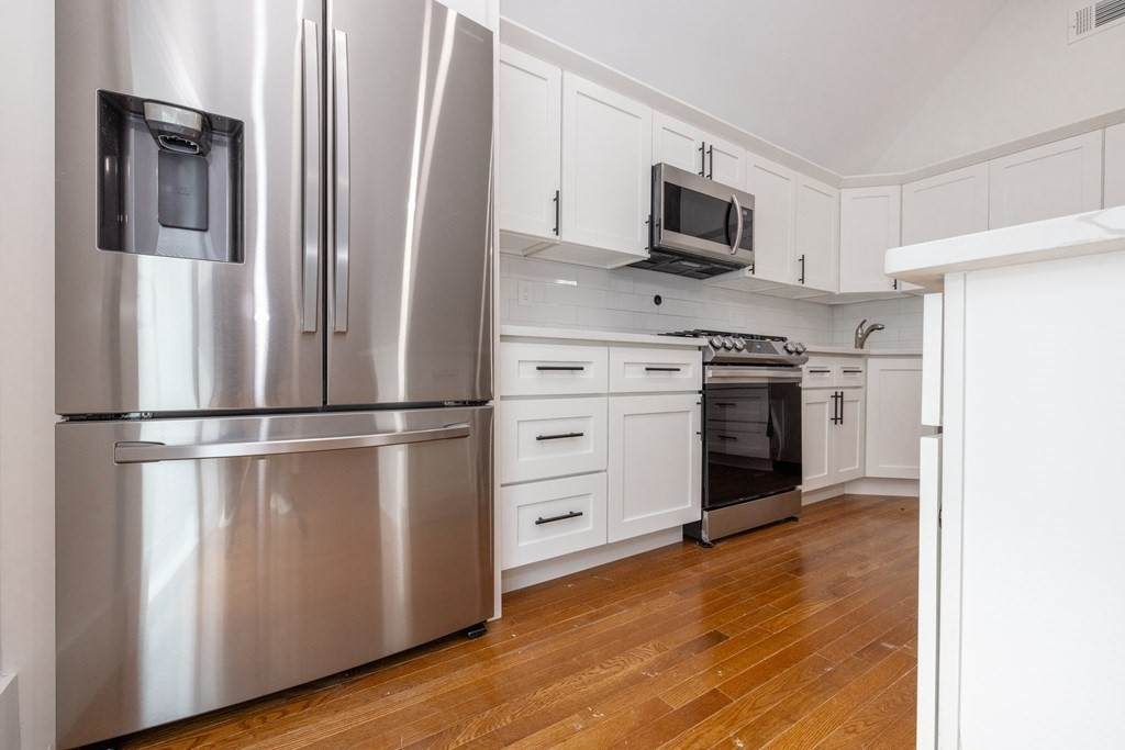 783 Washington Street - Photo 1