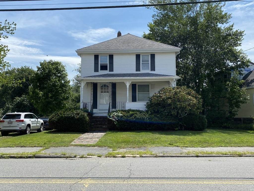 525 Middleboro Ave - Photo 1