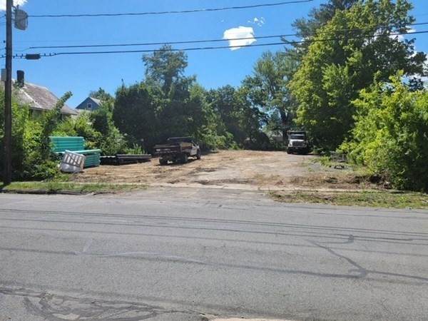 114 Wells St - Photo 1