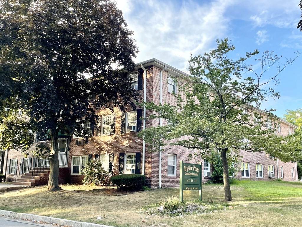71 Mystic St - Photo 1