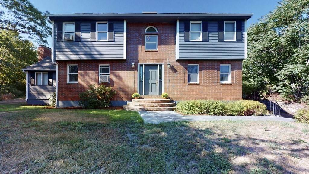 27 Ironwood St - Photo 1