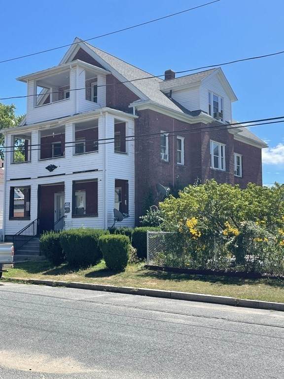 233-235 Centre St - Photo 1