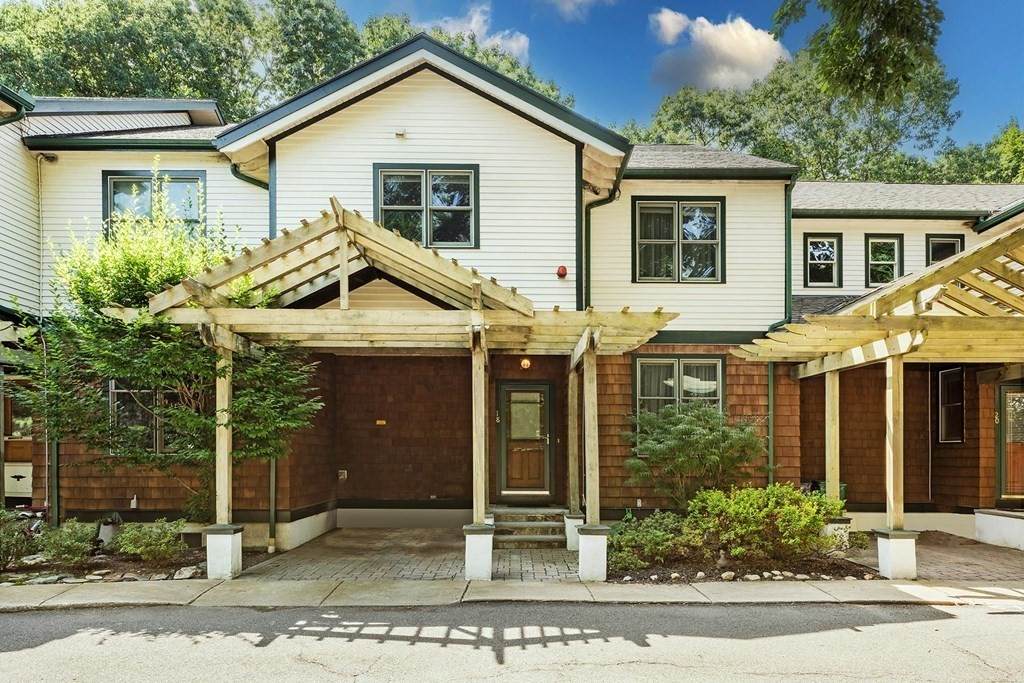 18 Pettee St - Photo 1