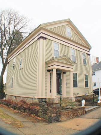 7 Crown St - Photo 1