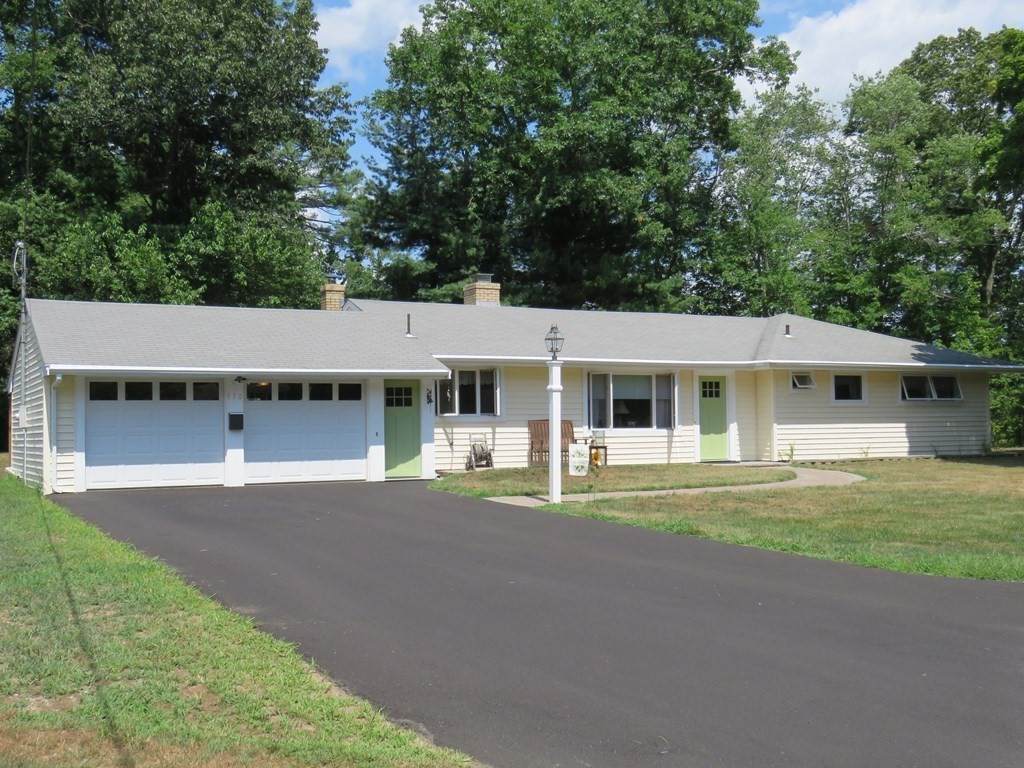 172 Myers Ave - Photo 1
