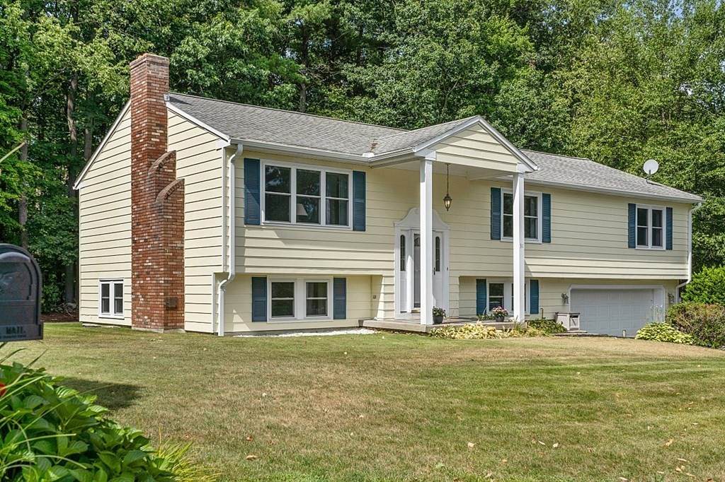 31 Norfolk Dr. - Photo 1