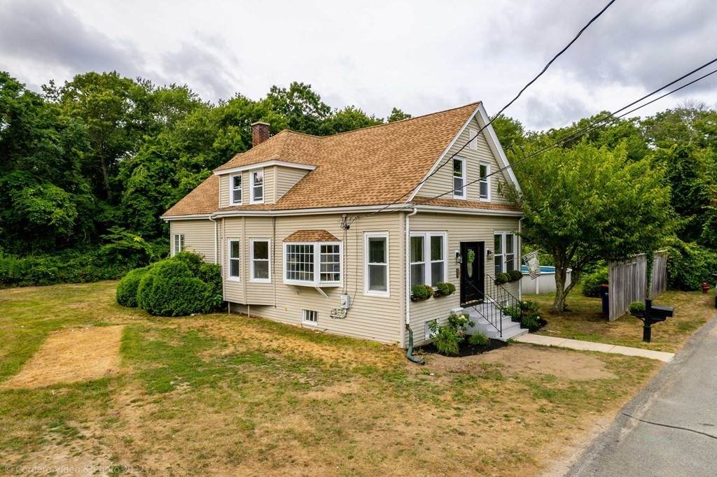 70 Hathaway Street - Photo 1